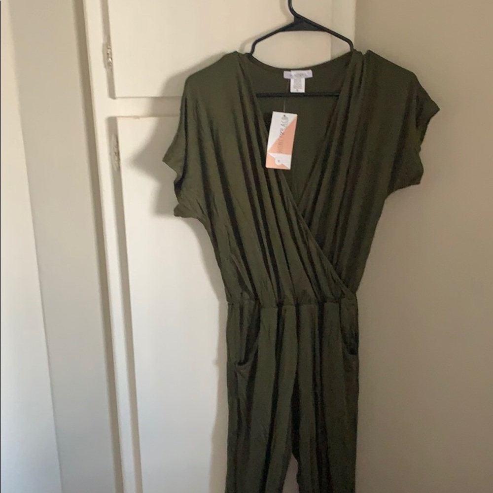 Honey and lace jumper (army green)